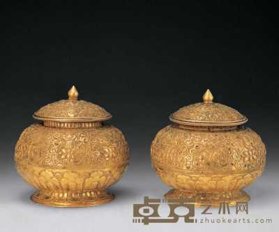 清 铜鎏金錾八宝罐（二件） 高16.5cm